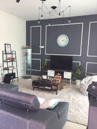 Bahan ini mewujudkan suasana yang halus dan canggih di ruang tamu. Cara Mudah Buat Diy Feature Wall Sendiri Bajet Rm50 Pada Ruang Tamu Ala Ala Corak Wainscoting Mingguan Wanita