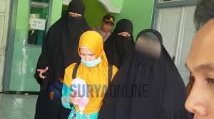 We did not find results for: Misteri Pembunuh Bayi Yang Dilahirkan Santriwati Bercadar Af Lahirkan Di Baskom Kamar Mandi Ponpes Halaman All Tribun Jateng