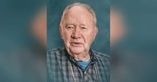 David Winterberg's Instagram, Twitter & Facebook