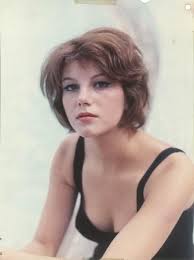 In 1960 sandrelli won the miss cinema viareggio beauty contest, then she was the cover girl of th. Stefania Sandrelli Tumblr Italian Actress Vintage Movie Stars She Walks In Beauty