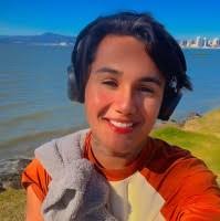 8 "Daniel Ferreira Aguiar" profiles