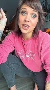 Victoria Wurm's Instagram, Twitter & Facebook