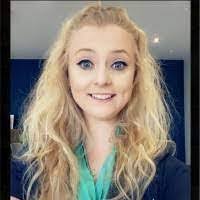 Elizabeth Allsopp's Instagram, Twitter & Facebook