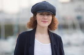 On y a passé une semaine, début janvier, pour tourner quelques scènes de voiture, de déambulation… mais aucune séquence avec thierry neuvic et helena noguerra. La Serie De Tf1 Coup De Foudre A Fait Le Plein De Stars