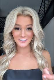 Abby Kiser's Instagram, Twitter & Facebook