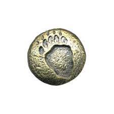 Product filters if you are looking for quality, decorative cabinet hardware such as cabinet knobs, cabinet pulls, cabinet handles, bin or cup pulls, drop pulls, cabinet edge finger pulls, ring pulls or others, than you have come to the right place! Rustic Hardware Cabinet Drawer Pulls Knobs The Cabin Shop