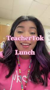 Teacher LUNNCCHHH! @Nerdy Nuts @Callie Danielle #teacher #teacherlunch  #teachersoftiktok #lunch #nerdynuts #calliedanielle