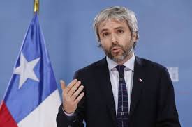 Cada vez que aparece una encuesta con una caída en la aprobación presidencial, muchos políticos y analistas proponen cambios ministeriales, cuando no una. Cambio De Gabinete Ocho Ministros Asumen En Nuevas Carteras Liderados Por Gonzalo Blumel En Interior Publimetro Chile