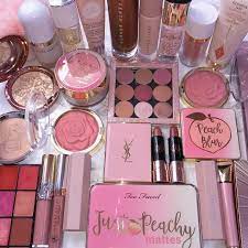 8 Things To Do In The Winter Holidays Best Makeup Products Powder Makeup Luxury Makeup