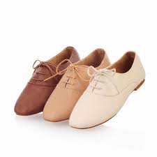pin on womens golf shoes
