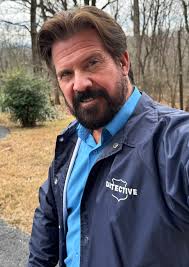 Its time to fight crime!!! Detective Johnson reporting to the scene.  #livealifeofquality Jim Johnson Jim Johnson