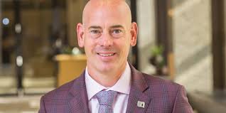 Why Fifth Third's CIO mostly buys rather than builds tech in the race to  compete against banking giants