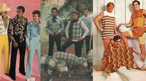 It's an understatement to say that the 70s fashion styles were a bit far out. Cowok Pakai Jumsuit Tahun 70an Keren Banget Ini 7 Busana Yang Kece Di Masa Itu Guys Tribunstyle Com
