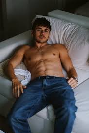 Charlie Puglisi - viral sensation in gay porn