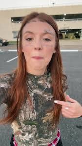 Elaine Viray's Instagram, Twitter & Facebook