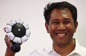 Test de la nouvelle manette "inclusive" de PlayStation (ne pas annoncer,  embargo au 12 octobre, 2pm UK time) • Channels Television