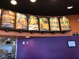 There are 250 calories in 1 serving (3.6 oz) of taco time apple empanada. Poppin Strawberry Freeze And Caramel Apple Empanada Picture Of Taco Bell Ames Tripadvisor