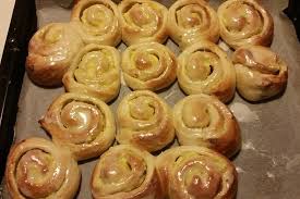 Puddingschnecken Von Katjagehr Chefkoch Rezept Pudding Schnecken Kuchen Rezepte Einfach Lebensmittel Essen