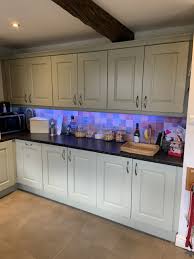 kitchen cabinet spray painters in
