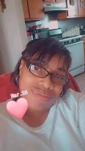 Debra Sledge's Instagram, Twitter & Facebook