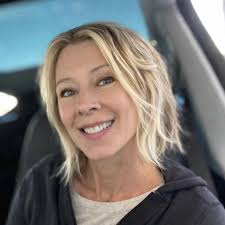 Will adding ashes to clay and glaze cause problems?