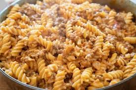 There is nothing better than a good, Hearty Pasta Recipes for dinner! These  are some of my FAVORITE pasta recipes!🍝 👇LINK👇 👉ITALIAN BEEF PASTA  SKILLET: 1 lb. ground beef, lean 1/2 medium