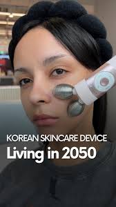 Contour + lift in just 10MIN! 🔪, Styled after professional spa techniques,  this at‑home device replicates the effects of manual facial contouring with  gentle EMS micro‑current stimulation! 🤩, Perfect ...