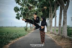 Maybe you would like to learn more about one of these? Prewedding Story Ari Wuri Sukoharjo Tukangphotojogja Official Facebook