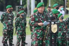 Berikut ini adalah nama komandan yang pernah memimpin kostrad. 0zi4jmygccv9dm