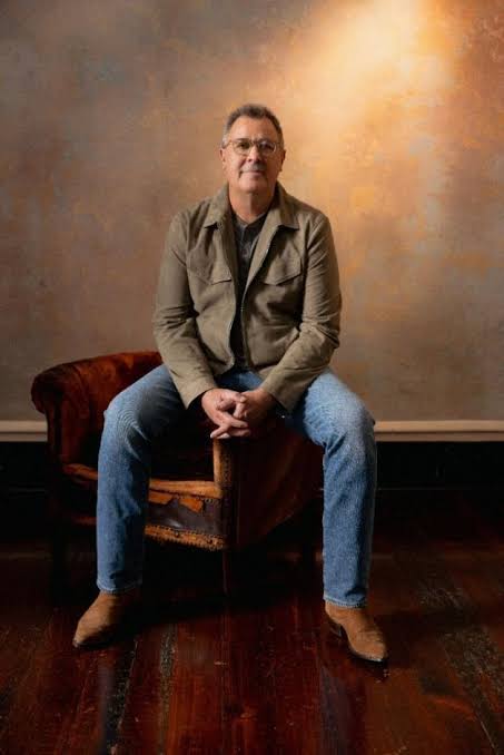 Vince Gill Releases Lonely's What I Do In Ongoing 50 Years From Home Series - Noise11 Music News