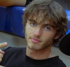 🎉 𝐨𝐧 𝐬𝐮𝐫𝐩𝐚𝐬𝐬𝐢𝐧𝐠 $𝟏,𝟎𝟎𝟎 𝐫𝐚𝐢𝐬𝐞𝐝 𝐟𝐨𝐫 #𝐈𝐫𝐨𝐧𝐏𝐡𝐢  🦹‍♂️