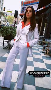 Pics, vids, news, quotes, trivia, etc. Aubrey Plaza In Stylish Suit Pants Instagram Photos 11 25 2020 In 2021 Aubrey Plaza Stylish Suit Suits For Women