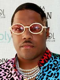 Joe Mase's Instagram, Twitter & Facebook