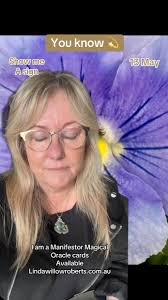 Psychic Linda Roberts