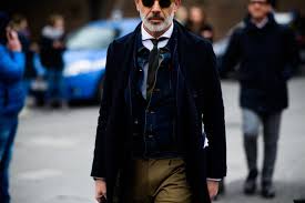 Messieurs, l'hiver montre le bout de son nez, il est temps de vous couvrir. Les Meilleurs Manteaux Pour Homme Hiver 2021 Blog Goudronblanc