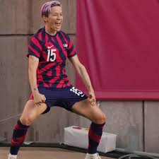 Megan anna rapinoe ( / rəˈpiːnoʊ / ( listen); Fzgmwppjblpeim