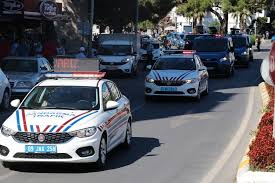 Şehiriçi polis'in yetki bölgesidir.ancak ceza kesilecek bir durum olduğunda o bölgede yetkili değilse trafik polis'ine durumu anons edebilir. Fiat Egea Jandarma Trafik Fiat Tipo 2015 1 4 Liter 2017 Year On Drive2