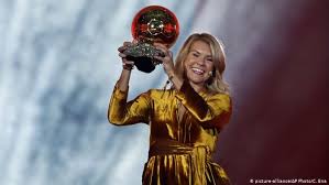 The ballon d'or is an annual soccer (football) award presented by france football. Luka Modric Wins 2018 Men S Ballon D Or Award News Dw 03 12 2018