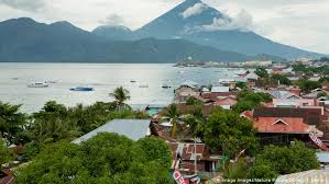 Di belanda, apa yang dilakukan raymond westerling di indonesia tidak banyak diketahui. Indonesia Tsunami Warning Lifted After Large Earthquake News Dw 14 11 2019