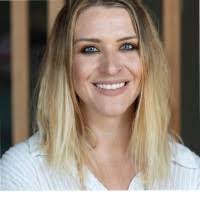 Lori Echols's Instagram, Twitter & Facebook