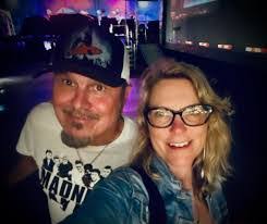 Jeff Reetz's Instagram, Twitter & Facebook