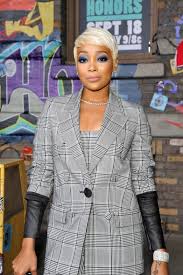 So, black and blonde hair belongs to the category of universal styles that ladies have ever played around with. New Look Who This Porsha Williams Undergoes The Big Chop And Her New Pixie Cut Is Flawless Bet