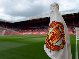 The stadium lies just south of the manchester ship canal, and is approached by the a5081 (wharfside way) from the west, a5063 (trafford road) from the north. Manchester United Fans Want Old Trafford To Be The Largest Stadium In Europe But There S A Problem The Independent The Independent