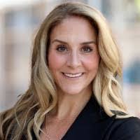 Molly Zapp's Instagram, Twitter & Facebook