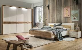 Wenn du noch ein weiteres teil später dazu kaufen möchtest, kannst du ganz oft ergänzende artikel finden, die dem design deiner serie entsprechen. Uno Komplett Schlafzimmer 4 Teilig Weiss Komplett Schlafzimmer Mobel Kraft Jetzt Bestellen Unter Https Moebel Komplettes Schlafzimmer Schlafzimmer Haus