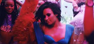 Demi lovato cool for the summer. Demi Lovato Cool For The Summer Gif Szukaj W Google