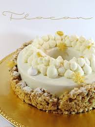 Flocon Entremet Pate De Calisson Dacquoise Amande Zestes De Citron Et Fleur D Oranger Cremeux Calisso Recette Ganache Montee Gateaux Et Desserts Patisserie