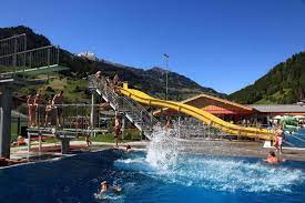Großarl ist eine touristisch orientierte gemeinde. Schwimmbad Freibad Grossarl Freizeitzentrum Eintrittspreise