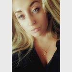 Danielle Brust's Instagram, Twitter & Facebook