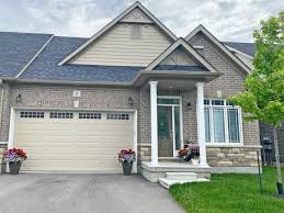 The prices shown are in u.s. 16 Washburn Path Courtice Suspended E4781324 Property Ca